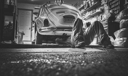 Klassieke trouwauto verhuren? Houd onderdelen achter de hand